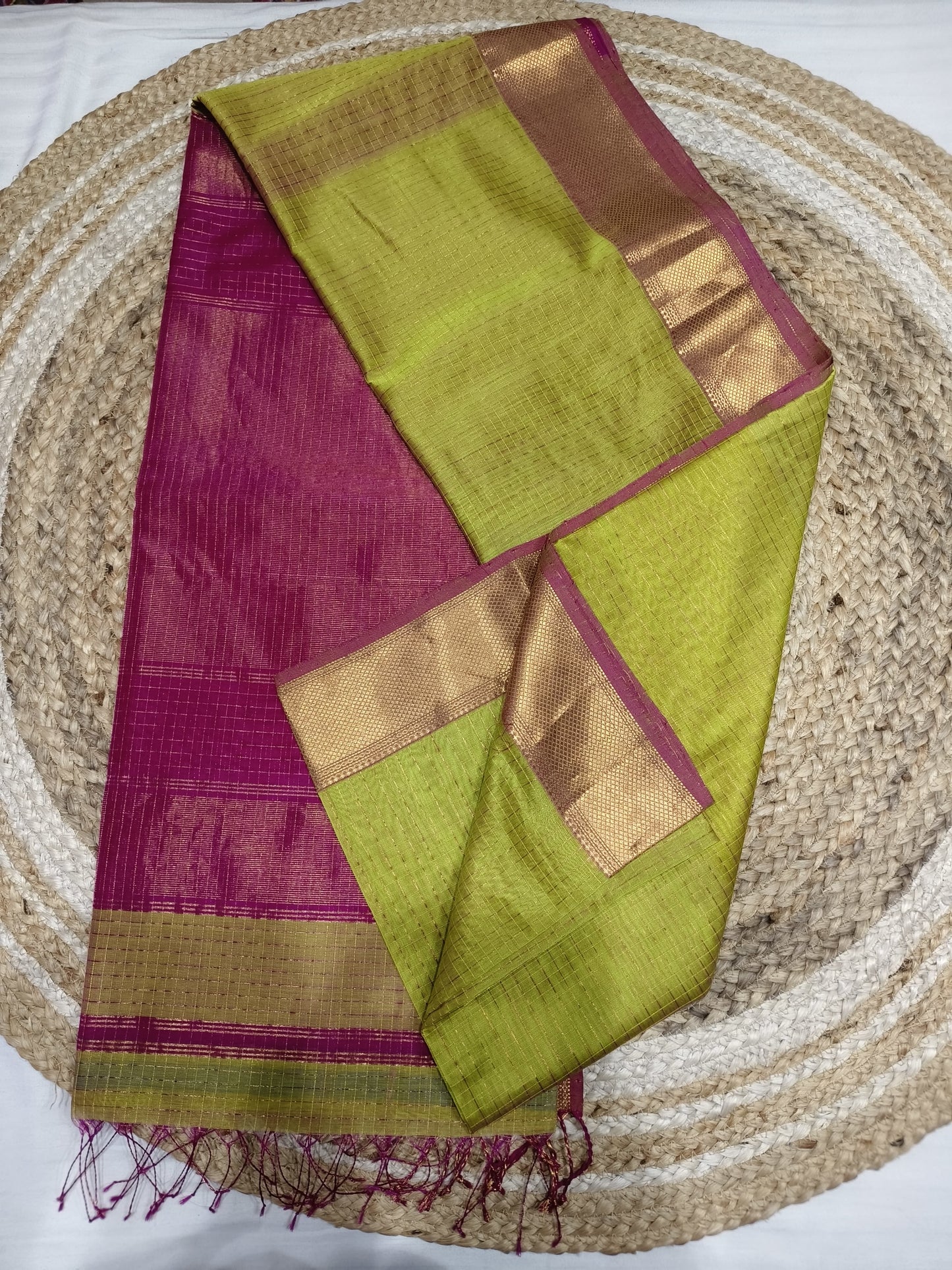 Parrot Vasantham Maheshwari Silk Cotton Saree | Green & Magenta